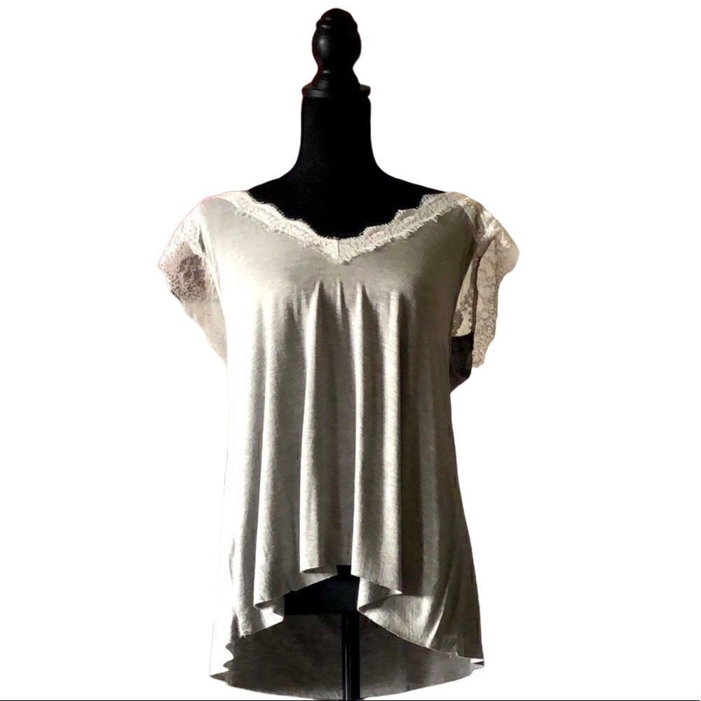 POL Flutter Lace Sleeves Heather Grey V neck Top Small